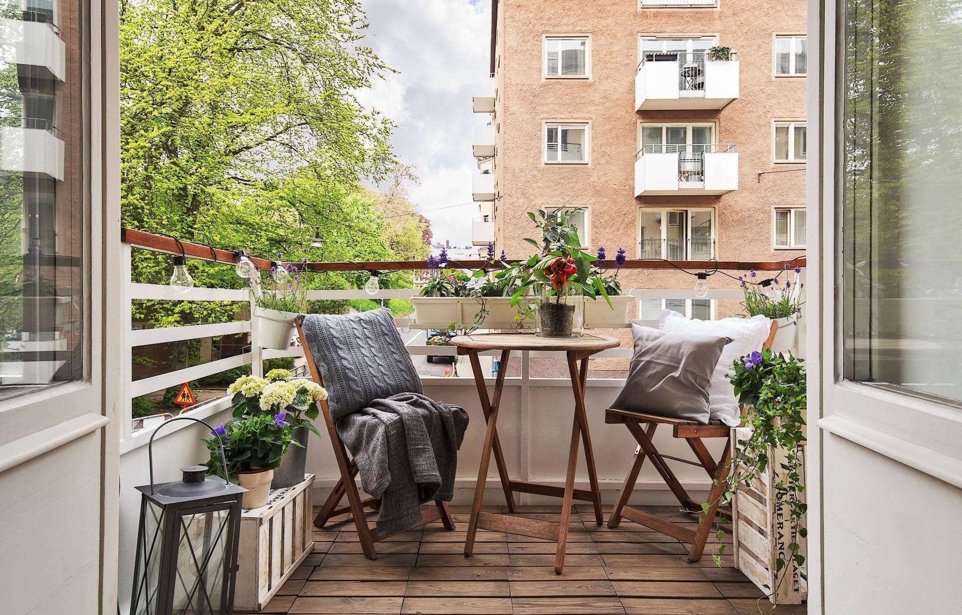 Yağmurlu Günlerde Balkon Gideri Kabusu ve Pratik Çözümler